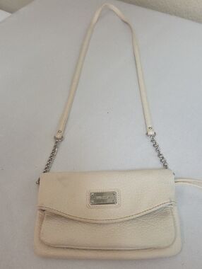 Nine West Cream Crossbody with Chain Strap and Plaque
